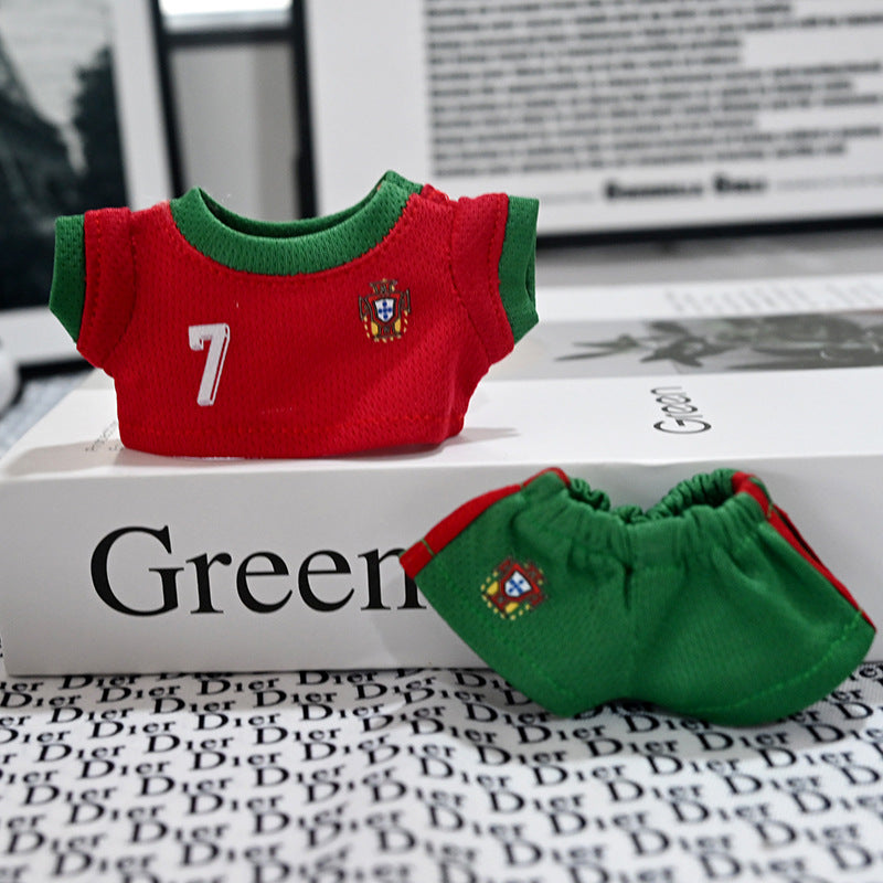 17cm Labubu No. 7 Football Clothing Set (no doll)